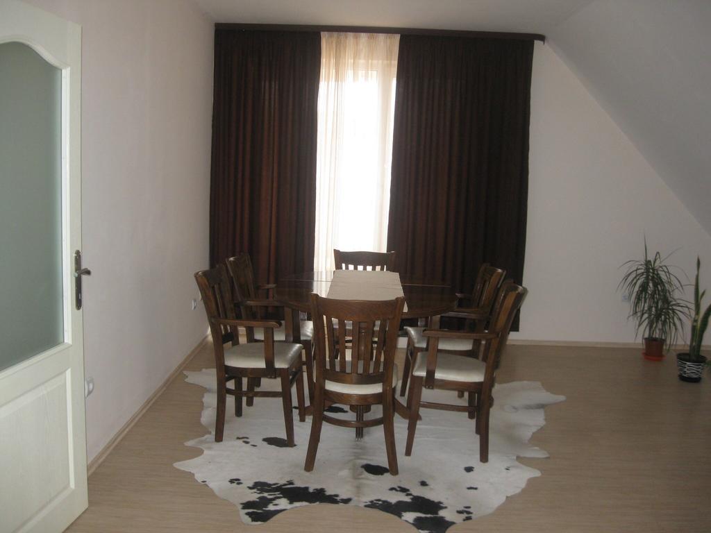 Hotel Topalovi Nesebar Bagian luar foto