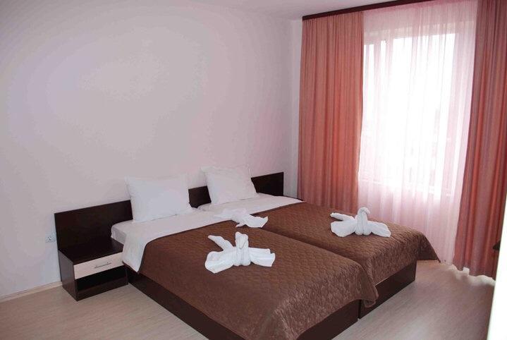 Hotel Topalovi Nesebar Bagian luar foto